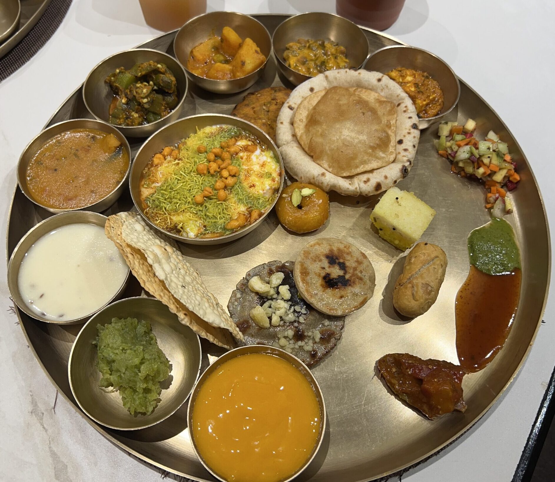 Unlimited Gujarati Thali